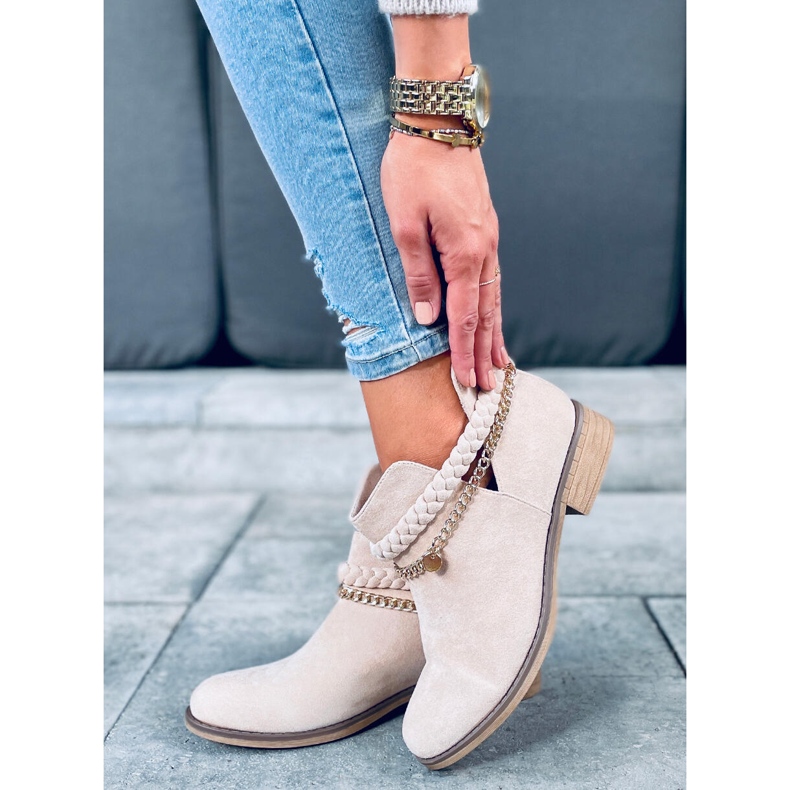 Cut-out boots with Cupro Beige chain 1