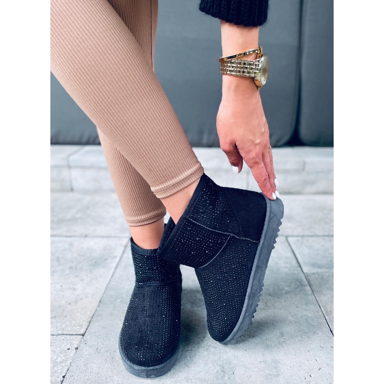 Emusy short snow boots from Amber Black 1