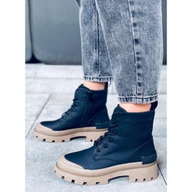 Toma Black trekking boots 2