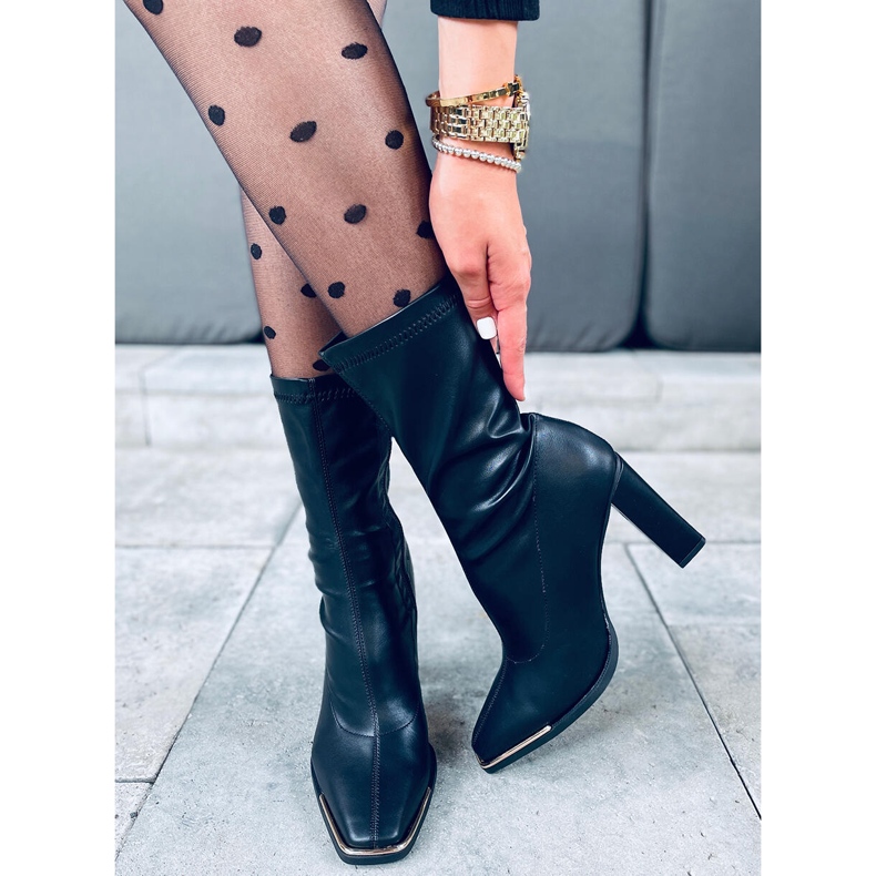 Luna Black high-heeled boots 1