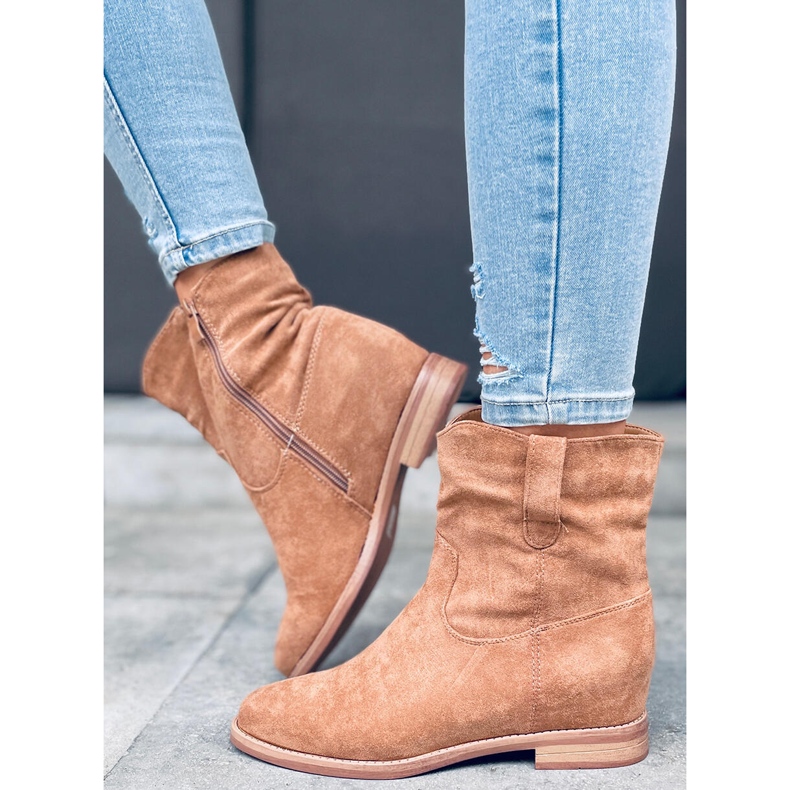 Boots on a hidden Lorel Khaki wedge beige 1