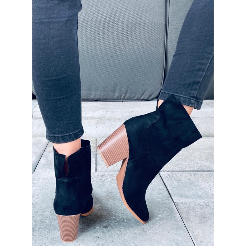 Martin Black high heels 1