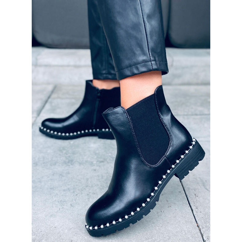 Chelsea boots with pearls Maxim Black 2