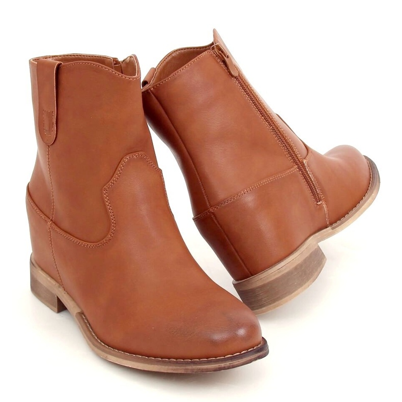 Boots on a hidden Austin Camel wedge heel brown 1