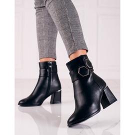 T.Sokolski Black Sokolski women's boots on a wide post 2