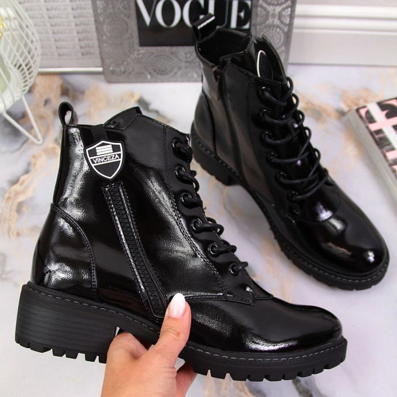 Insulated boots Vinceza W JAN138A black lacquered 1