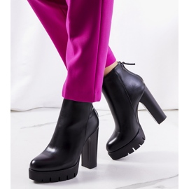Black high-heeled boots from Karlo 1