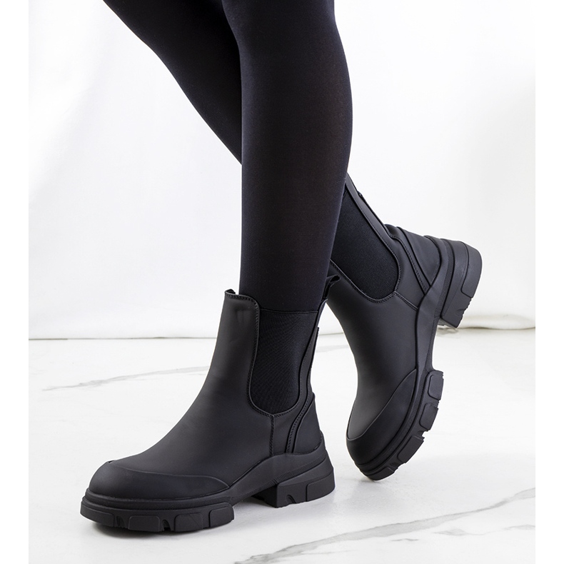 BM Carlos black boots 1