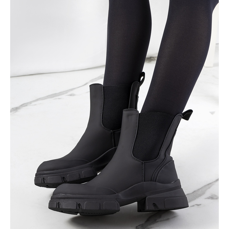 BM Carlos black boots 2