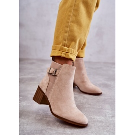 PS1 Suede boots on a post Beige Vannes 1