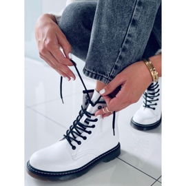 PA1 Carol White martensiaki boots 2 PA1 Carol White martensiaki boots 2