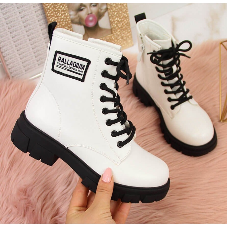 S.Barski White boots for girls insulated by S. Bararski 1