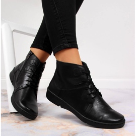 Comfortable insulated black leather boots for women Łukbut 1816 1