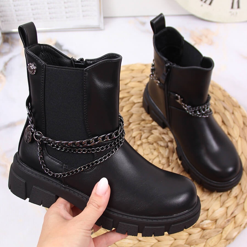 Black Vinceza boots for girls with a chain 1