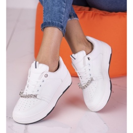 Women's white sneakers on a platform with a Shelovet chain 1