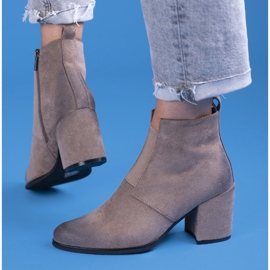 Ladies' beige ankle boots with a Shelovet elastic 1