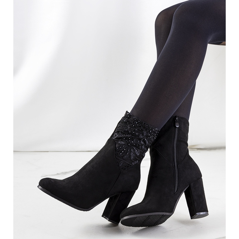 Black Onryx high heels 2