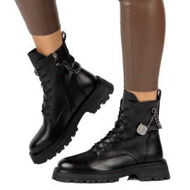 Women's boots with a safety pin and Filippo DBT4059 black chain 4 Women's boots with a safety pin and Filippo DBT4059 black chain 4
