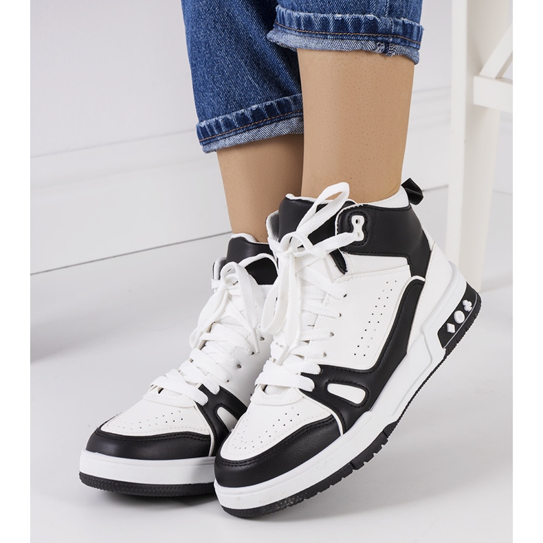 Black sneakers from Grandis white 2