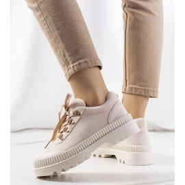Ladies' beige Lowa shoes 1