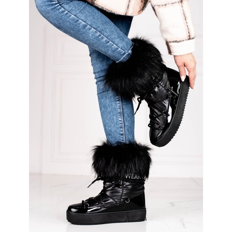 Black women's snow boots with Shelovet fur 1