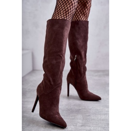 WS1 Classic Suede Brown Boots On A Brown Ameya 2