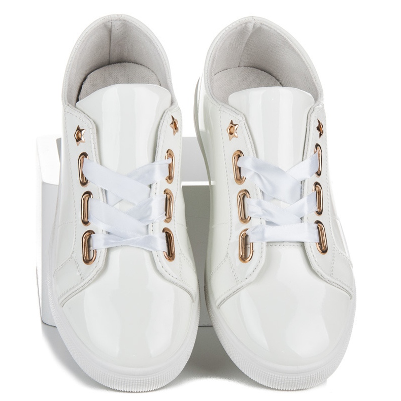 Ideal Shoes Lacquered Sneakers With A Ribbon white 1
