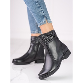 Classic women's boots with a ruffled Shelovet upper black 1