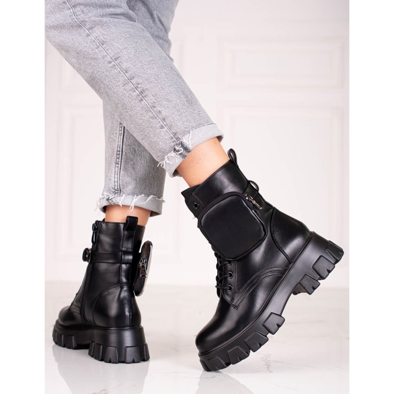 Black women's lace-up workers with a bag 1