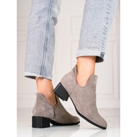 Gray women's boots with a Daszyński cut grey 1