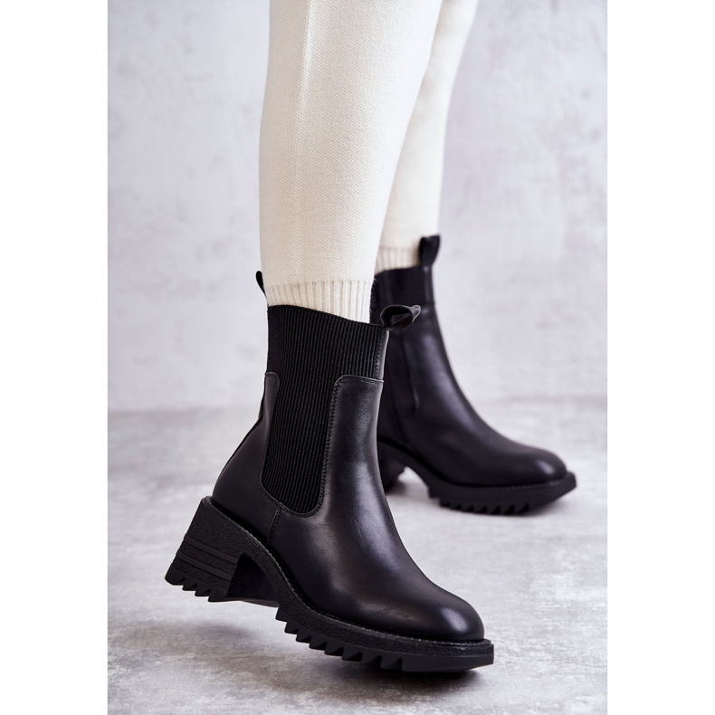 Women's Black Warm Boots On Heel Abella 1