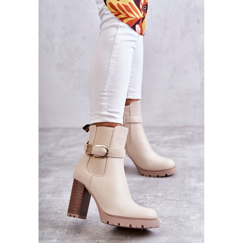 FE1 Leather boots on a pillar with a decorative belt, beige Maresol 1