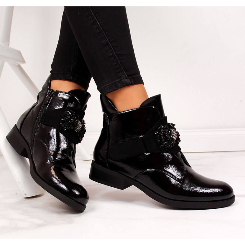 S.Barski Women's boots, insulated lacquered with a black bow by S. Barski 1