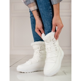 Women's snow boots on the Shelovet platform white 1