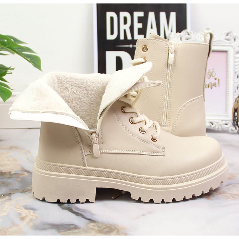 Women's beige warm boots eVento 2