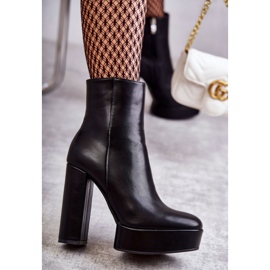 Leather smooth ankle boots, black 1