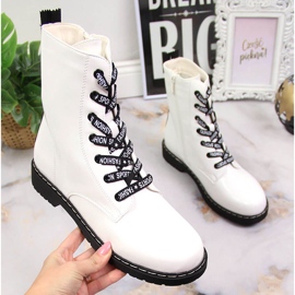Women's boots, varnished insulated white Vinceza 1