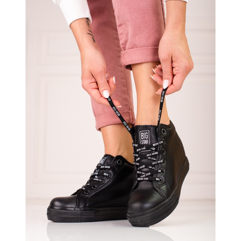 Women's Big Star sneakers EE274127 black 1