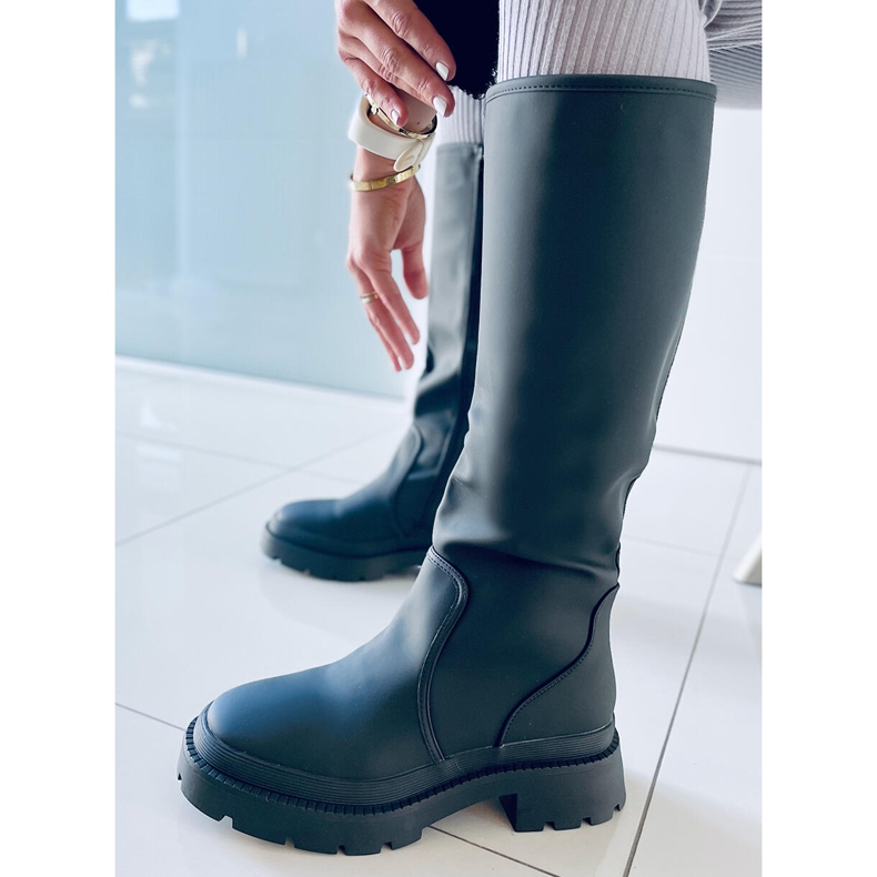 Pionter Black riding boots 2