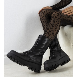 Black women's boots from Formosa 1