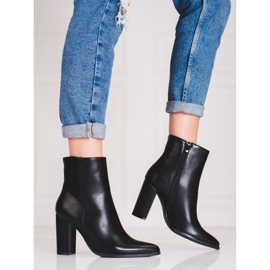 Women's boots on the Shelovet post black 1