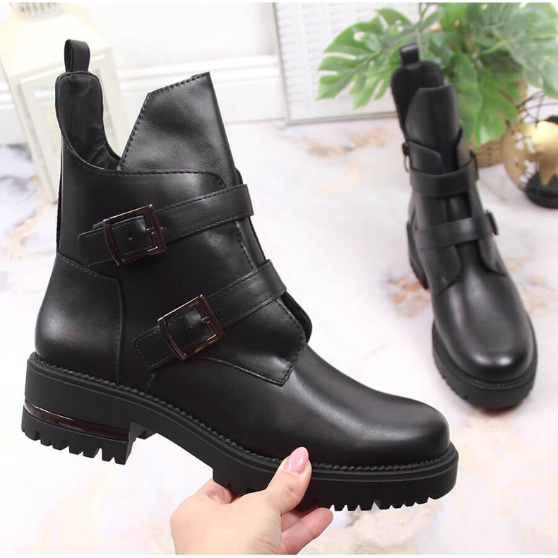 Black insulated women's boots with buckles Sergio Leone 1 Black insulated women's boots with buckles Sergio Leone 1
