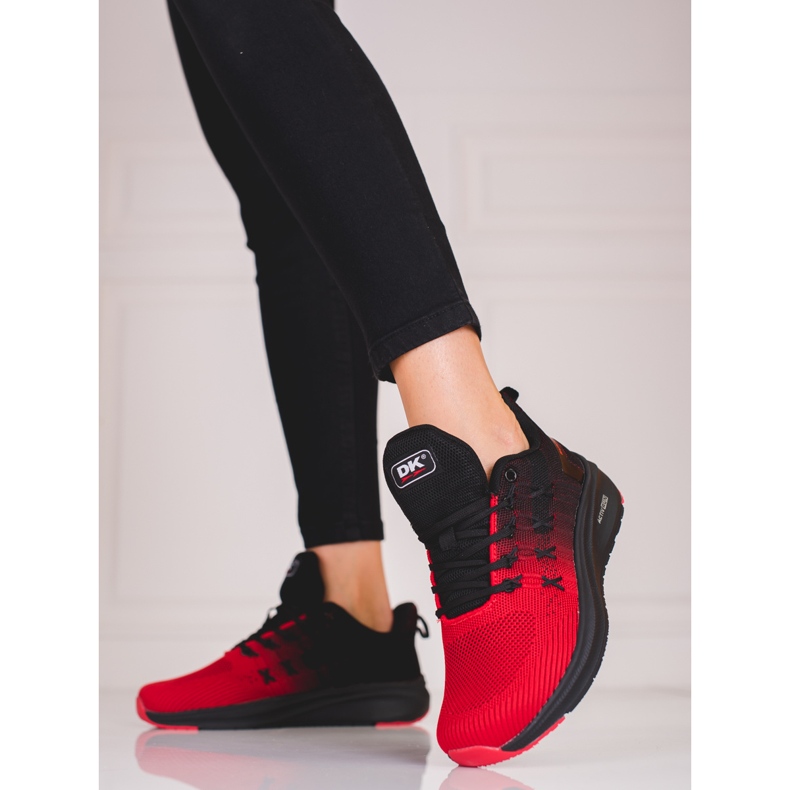 Light sports DK sneakers red 1