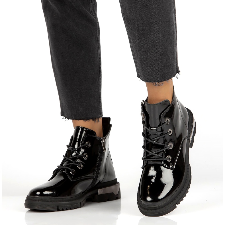 Warm Lacquered Boots Filippo DBT4173 BK black 1