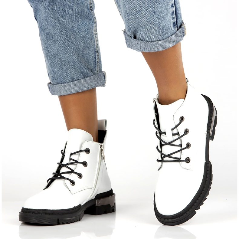 Filippo DBT4173 Insulated Patent Boots, White 4