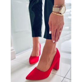 Pumps on the Ivonne Red post 1