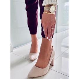 PA1 Pumps on the Ivonne Beige post 1