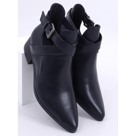 PA1 Cut out Hewitt Black boots 2