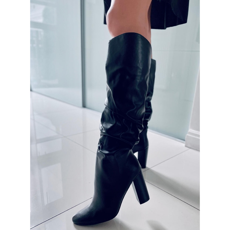 BM High-heeled boots with crinkles from Whitney Black 1