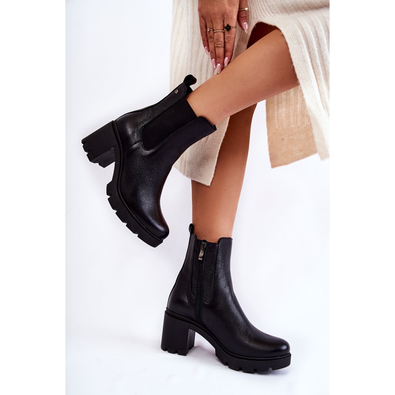 PL5 Leather Women's Boots On The Black Martine Platform 2